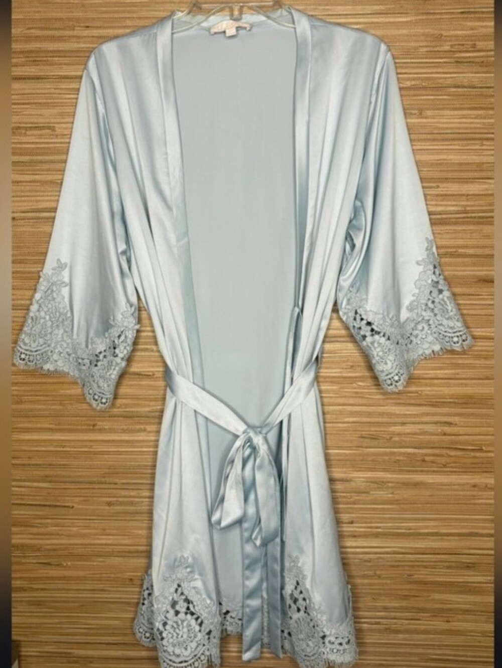 Le Rose Silky Lace-Trim Robe in Light Blue - Intimates & Sleepwear Size Sm/Md